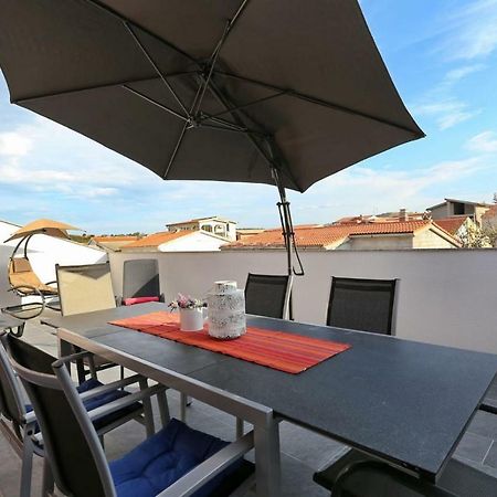 Malu Vir Apartment Екстериор снимка