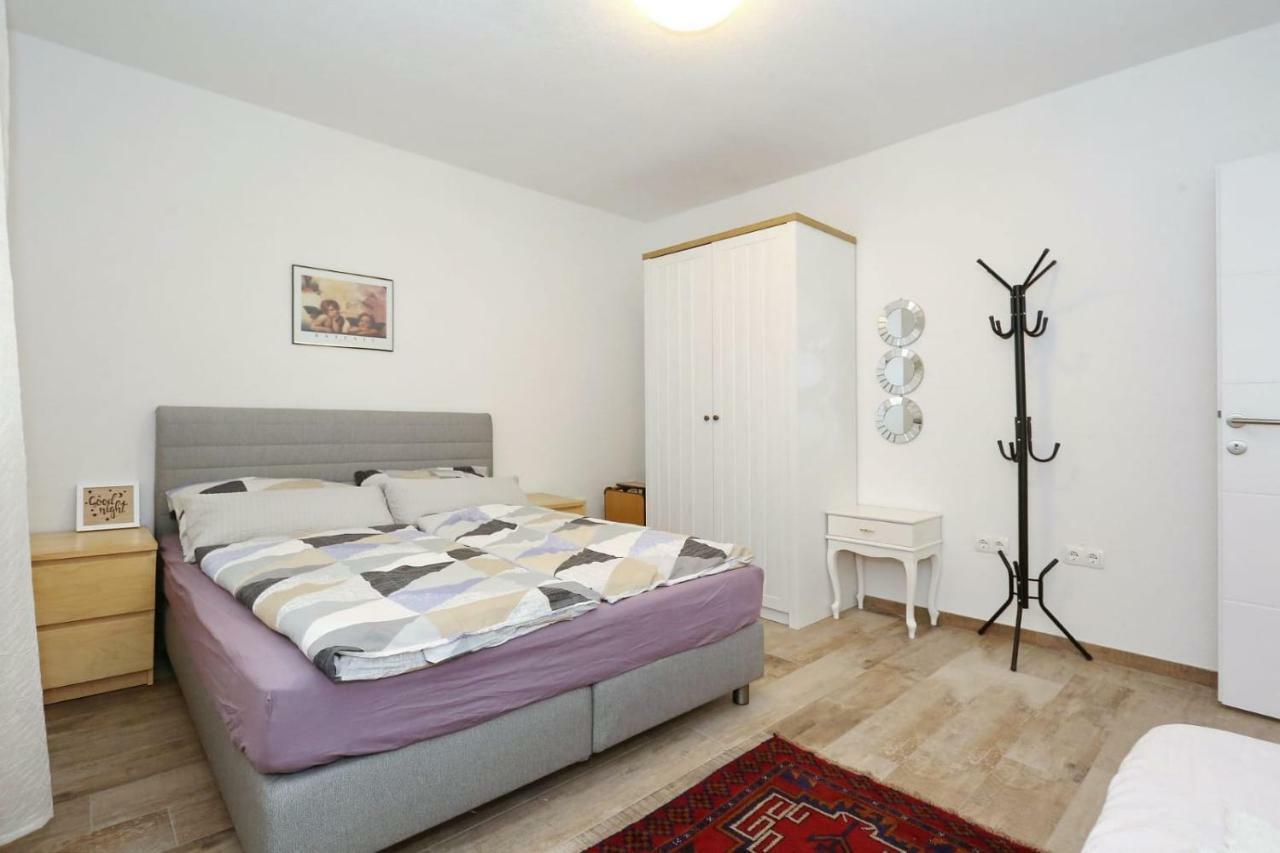 Malu Vir Apartment Екстериор снимка