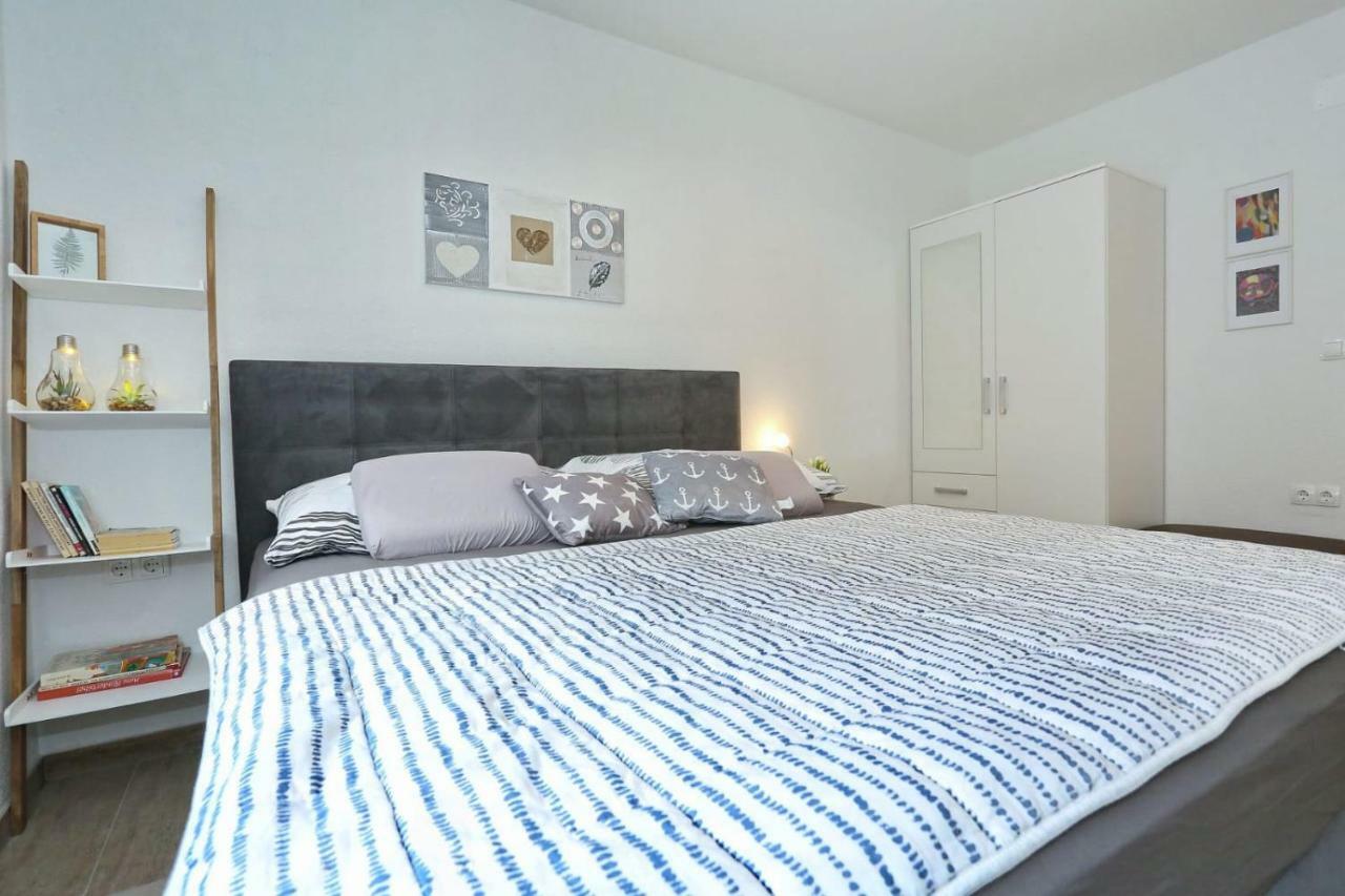 Malu Vir Apartment Екстериор снимка