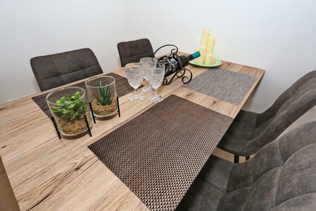 Malu Vir Apartment Екстериор снимка
