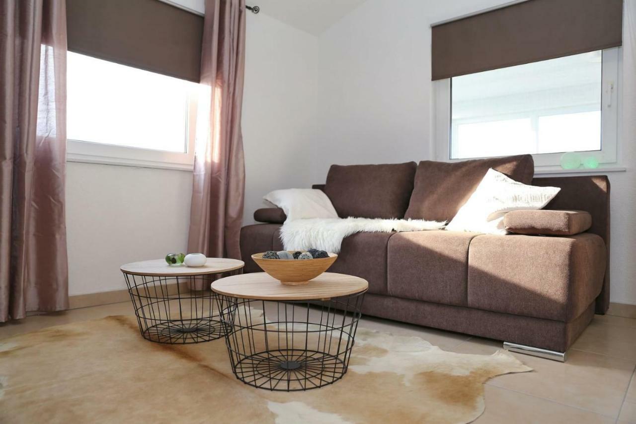 Malu Vir Apartment Екстериор снимка