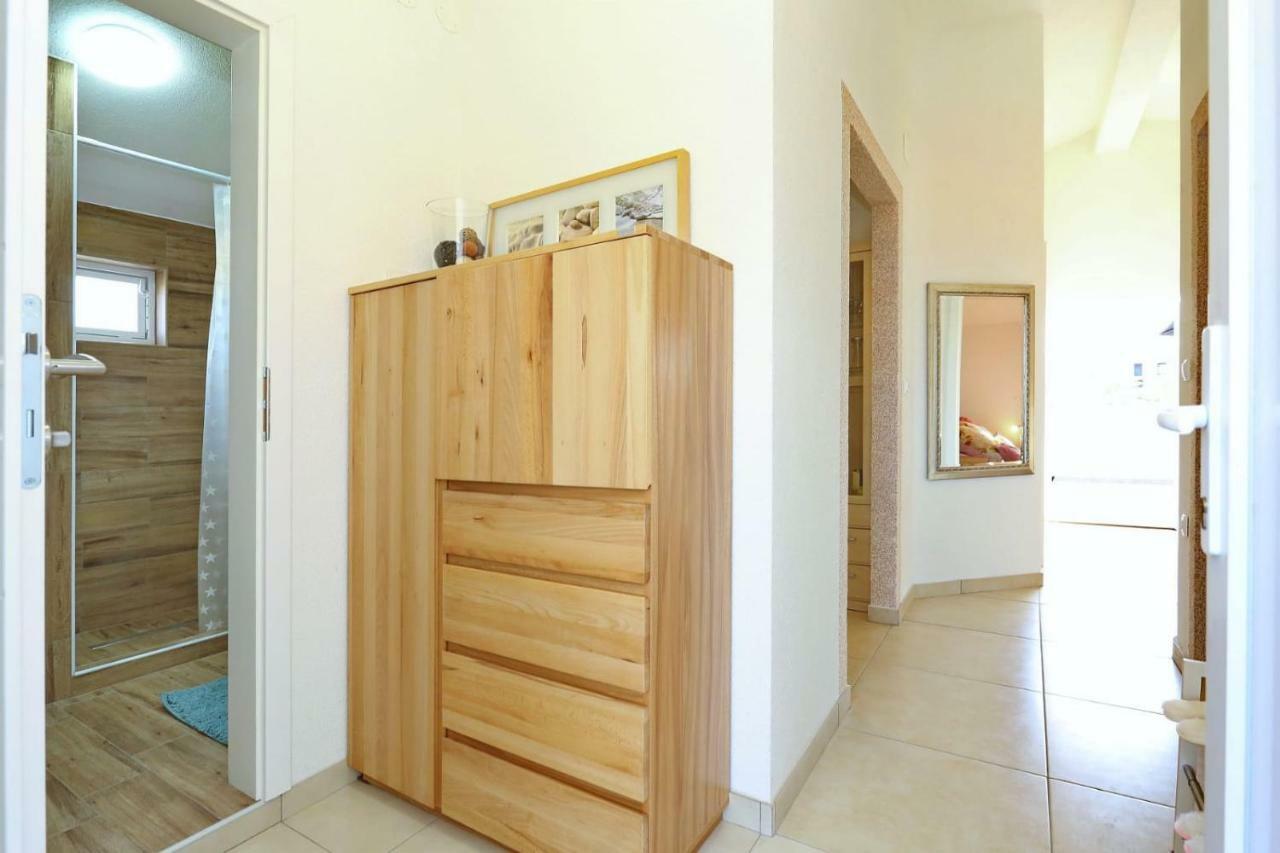 Malu Vir Apartment Екстериор снимка