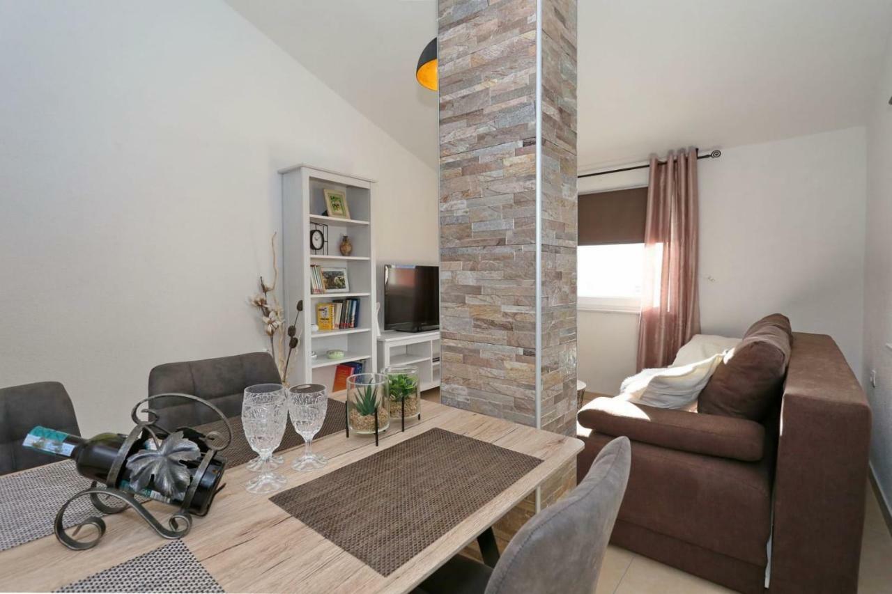 Malu Vir Apartment Екстериор снимка