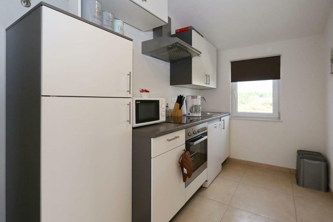 Malu Vir Apartment Екстериор снимка