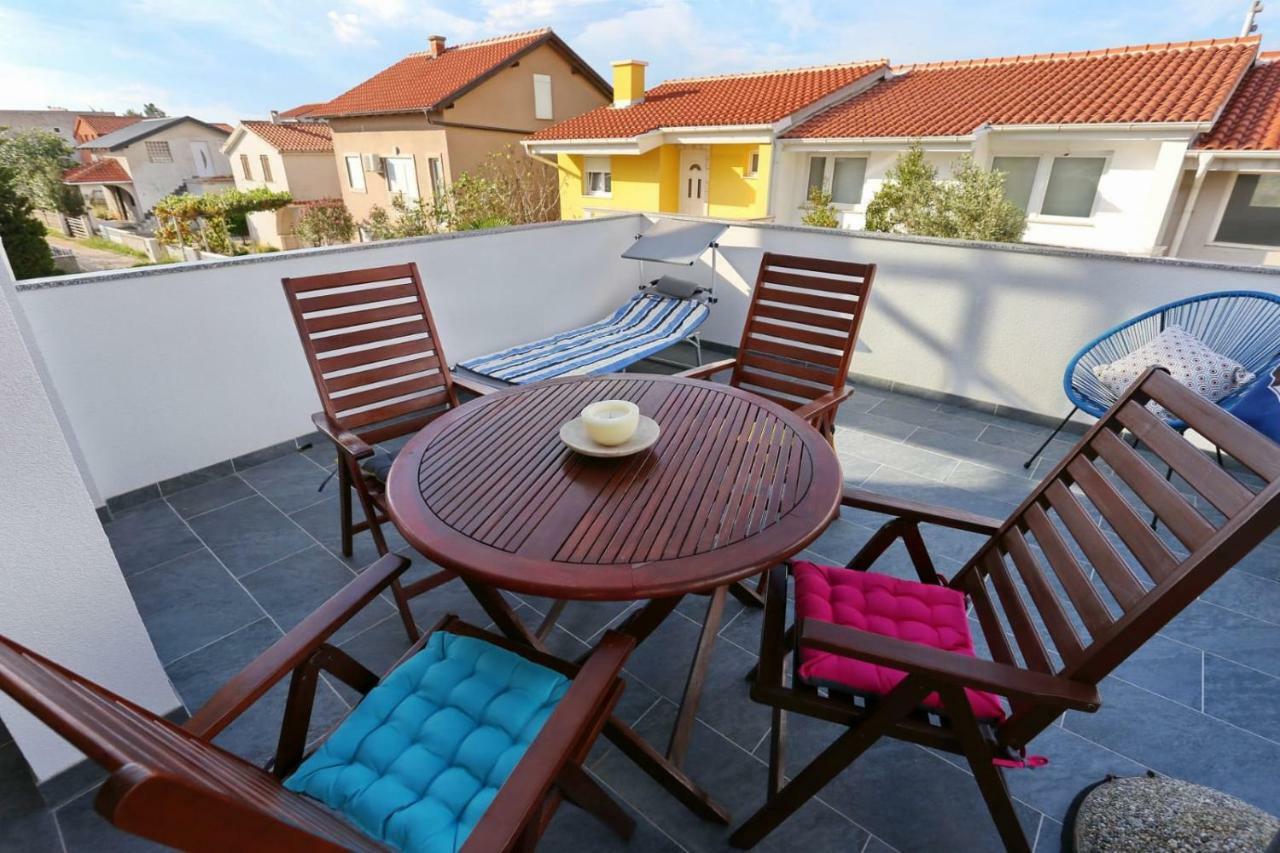 Malu Vir Apartment Екстериор снимка