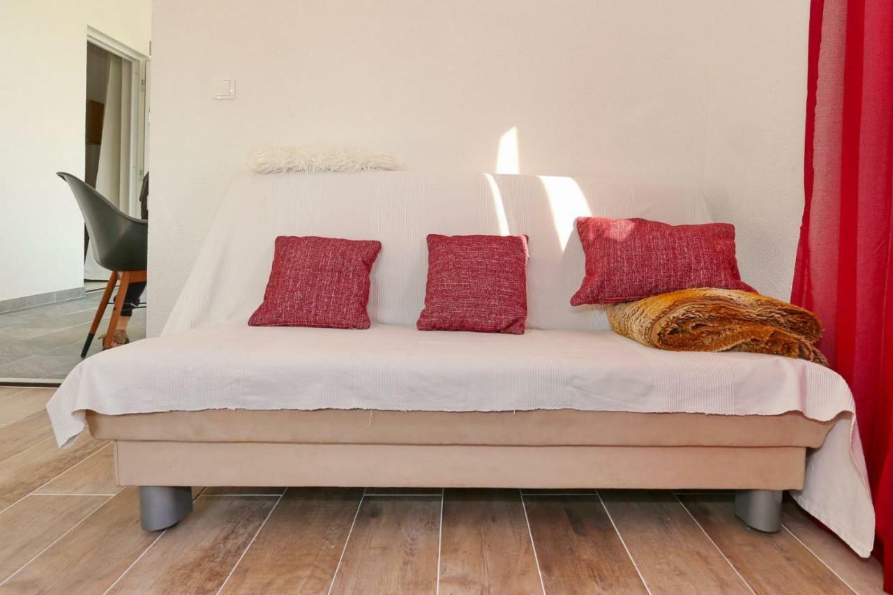 Malu Vir Apartment Екстериор снимка
